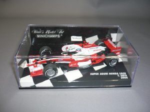 ミニチャンプス　スーパーアグリ　ホンダ　ＳＡ08　佐藤　2008　1/43