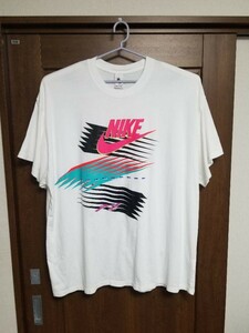 ほぼ新品　NIKE Ｘ atmos 　ビッグロゴＴシャツ　US XXL ( 3XL ) 　ホワイト　ナイキ Ｘ アトモス　JORDAN　ジョーダン