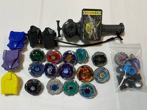 １円～　メタルファイトベイブレード　まとめて　ＢＥＹＢＬＡＤＥ　ランチャー　アニメ　レトロ　スポーツトイ　海外　パーツ　大量