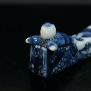 ◆◇名工 平安 加藤利昌( KATO Risyo/ Kyoto,) 清水焼 青華/染付 梅小紋鳳凰 箸置き 5客揃 文鎮/ 筆架にも ◇◆懐石道具 和食器 dby12841-g