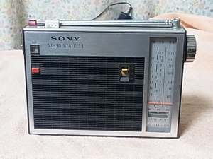 ♪ SONY 【TFM-110(F)】 通電確認、AM/SW/FM受信可能、画像からご判断ください 管理23021029