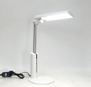 T755Tちょる☆【インテリア用品】KOIZUMI TR. LED DESK STAND LEDデスクスタンド AS-LED01 2010年製 照明器具 卓上スタンド 動作確認済み