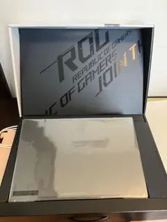 268 美品　ASUS ROG ZEPHYRUS  GA503Q