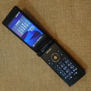 美品 SH-06G docomo ブラック