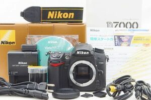 ☆極上美品☆ Nikon ニコン D7000 ボディ 元箱 付属品 Shot数 僅か 4,000枚前後！ ♯24060704