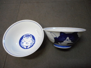 藍染ねこラーメン２柄、　日本製美濃焼　新品未使用（トラとハチワレ）陶磁器製