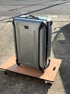 ★TUMI トゥミ 28029-SLV VAPOR 29インチ 105L 4輪スーツケース キャリーケース シルバー 大型 ジャンク 中古品 管理L448