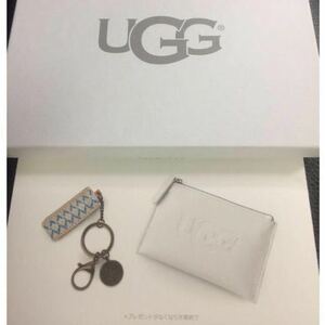 【新品未開封】UGG☆箱入り マルチケース&キーチェーン ホワイト