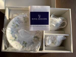 【新品未使用保管品】ROYAL DOULTON ロイヤルドルトン　ティーカップ　セット　花柄模様　②