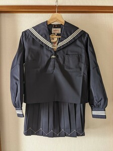 【新品未使用】 セーラー服上下セット 冬物 24本ヒダ 女子コスプレ 