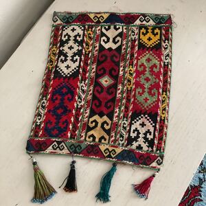 キリム 手織り 敷物 31×27cm トルコ 草木染め kilim　ハンドメイド 1点もの アンティーク フリンジつき