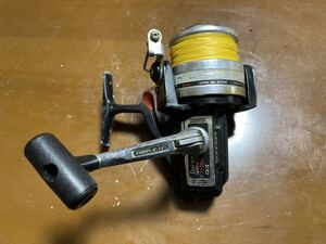 □釣具　□リール　□ダイワ　□DAIWA □ST-1000 DX