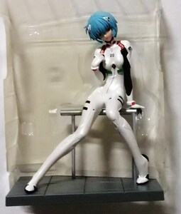 中古 　『 綾波レイ プレミアムフィギュアVol.6 「ヱヴァンゲリヲン新劇場版」 』