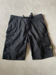 美品★国内正規品本物★stoneisland ストーンアイランド★ハーフパンツ★黒★サイズW30