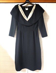 ★美品(1回)★sov. ソブ タブルスタンダード 女優襟(ハート)美ラインワンピース 黒 F ¥69,000