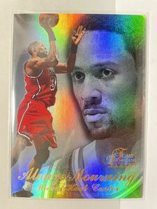 NBAカード　アロンゾ・モーニング　ALONZO MOURNING FLAIR SHOWCASE FLAIR FLEER’97-‘98 SHOWPIECE 【ヒート時代】