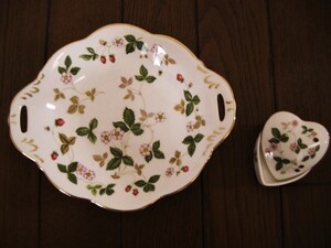 レア～★ＷＥＤＧＷＯＯＤの２点セット　ディッシュ＆ハートトレイ★