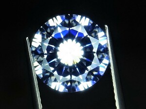 3.44ct 8mm 究極のExcellent cut 大粒キュービックジルコニア 理想的なラウンドブリリアンカット 人の手が一切触れていない完全未使用品