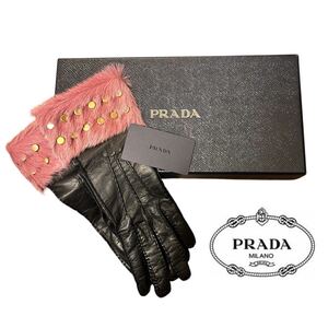 【全国送料無料】PRADA プラダ レザー手袋