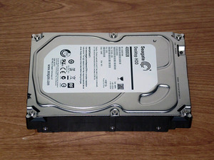 ★ 4TB ★ Seagate Desktop HDD【 ST4000DM000 】FW:CC52 ★KZX