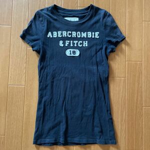 アバクロンビー＆フィッチ　Abercronbie＆Fitch　Tシャツ　レディース　女性　Sサイズ　ネイビー　紺色