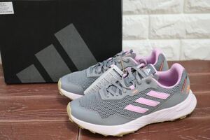 新品 24㎝　adidas アディダス ウィメンズ　トレースファインダー トレイルランニング WTRACEFINDER TRAIL RUNNING ピンク 