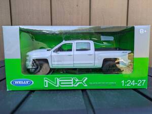 シボレー シルバラード 2017 WELLY NEX ホワイト 白 1/24 ミニカー モデルカー 未開封？ Chevrolet Silverado