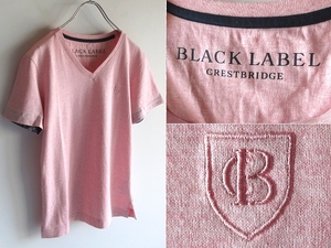 美品 BLACK LABEL CRESTBRIDGE ブラックレーベルクレストブリッジ ロゴ刺繍 袖裏チェック Vネック Tシャツ 半袖 カットソー 1 ピンク