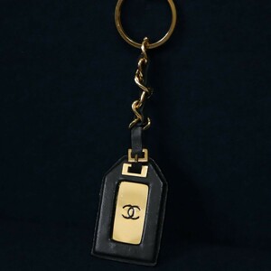 1996年 MADE IN FRANCE CHANEL 96P ビンテージ 90s フランス製 シャネル プレート キーホルダー キーリング ココマーク ゴールド レザー