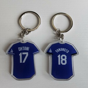 2点セット　新品　MLB　山本由伸　大谷翔平　ロサンゼルス・ドジャース　野球　ユニフォームキーホルダー　アクリル　大きなサイズ