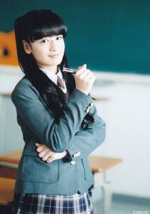 133　山出愛子　公式生写真　4枚セット　L版サイズ　さくら学院