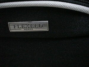 960　FLEXEED　黒　スーツケース　キャリケース　旅行用　ビジネストラベルバック