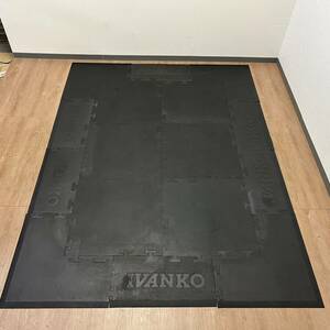 ⑤ IVANKO/イヴァンコ ラバーマット 16枚セット 約183x244cm インターロック式 筋トレ トレーニング 下敷き ジム フィットネス 店舗 業務用