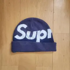 Supremeビーニー　ビックロゴ