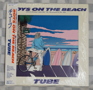 チューブ　TUBE/BOYS ON THE BEACH /LPレコードです。