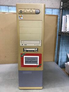 PC本体？　通電OK，その他動作未確認　スペック不明　本体のみ　サイズ約62x44x19cm 中古現状品　ジャンク（160s）