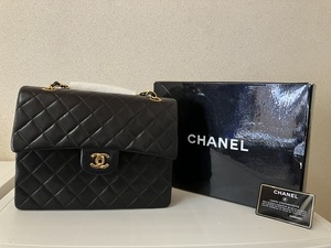 CHANEL シャネル