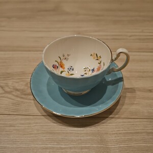 ■美品■Aynsley　エインズレイ　コテージガーデン　ターコイズ　ティーカップ　ソーサー　洋食器　磁器　イギリス　ボーンチャイナ