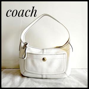 コーチ　coach 肩掛けバッグ　レザー　アイボリー 横長バッグ