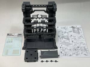 ガンダム　ジオラマベース　格納庫 1/100 1/144 素組