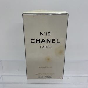 香水 CHANEL シャネル　N°19 7.5ml 2102A40X