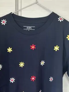 美品　SHIPS ネイビー花柄刺繍 Tシャツ 【匿名配送】