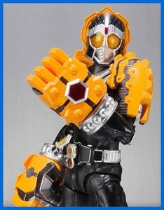 ★S.H.Figuarts　仮面ライダーナックル　クルミアームズ　未開封・新品！★