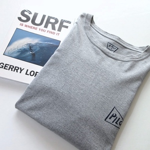 【Pilgrim Surf＋Supply ピルグリムサーフ＋サプライ】RUSS POPE ラスポープ 別注 ロンT グレー Lサイズ!! （MADE IN JAPAN）