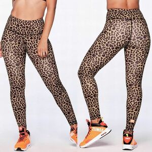 【正規品・新品】Mサイズ★ZUMBA・ズンバ★United By Zumba High Waisted Ankle Leggings