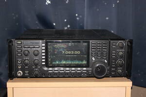 アイコムIC-7700、HF.50Mhz無線機