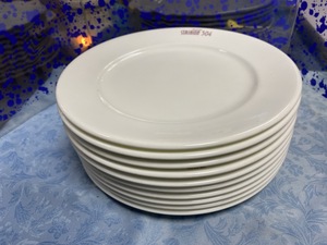 968【Noritake ノリタケ オーダー皿 ホワイト 白 無地】在庫多数 高級レストランの食器10枚 美品 ディナープレイト皿業務用isy098