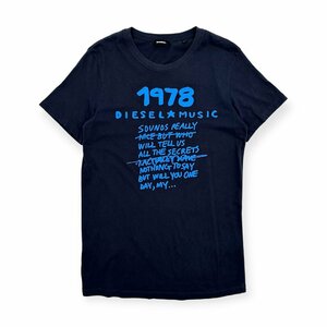 DIESEL ディーゼル 立体プリント デザイン 英字 半袖 コットン Tシャツ カットソー 薄手 Sサイズ/ブラック ネイビー系/ディーゼルジャパン