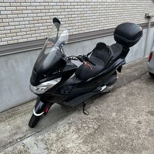 【個人出品】・宮城県・仙台発　ホンダ・PCX125 JF56　２万６千キロ弱　おまけなど多数