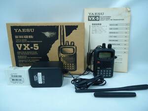 ハローCQ祭 YAESU 八重洲 アマチュア無線機 VX-5 通電確認済み 使用品 50/144/430MHz トランシーバー ハンディ バッテリー劣化